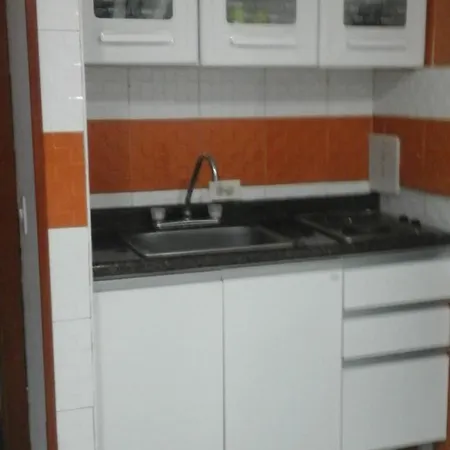 Apartamento Edificio Nuevo Conquistador *