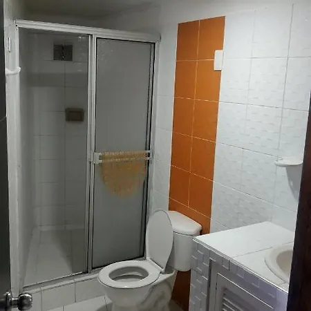 Apartamento Edificio Nuevo Conquistador *